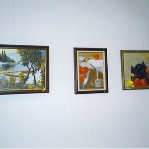 IV. Karma sergisi (2002)