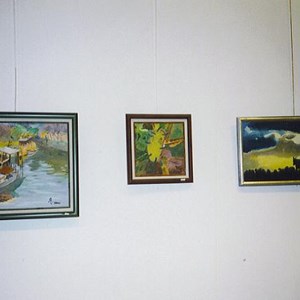 IV. Karma sergisi (2002)